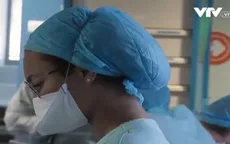 Pháp cấp quốc tịch cho 12.000 nhân viên tuyến đầu chống dịch