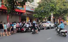 Hải Phòng: Người dân tập trung đông đúc mua bánh Trung thu