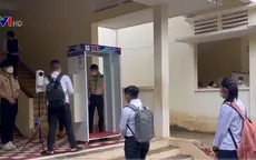 Campuchia mở cửa trở lại các trường học cấp 2 và 3