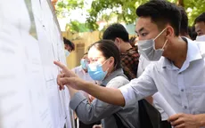 Điểm chuẩn cao ngất ngưởng - Chưa bao giờ xét tuyển Đại học "nóng" như năm nay!