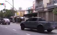 Đội phản ứng nhanh xe bán tải miễn phí vận chuyển tới các điểm cách ly