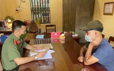 Xử phạt 2 đối tượng sửa giấy xét nghiệm COVID-19 để "thông chốt"