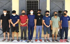 Bất chấp dịch bệnh, 15 đối tượng lên núi đánh bạc thâu đêm