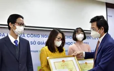 Trao giải thưởng Khoa học và công nghệ cho giảng viên trẻ và sinh viên năm 2021