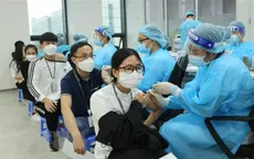Thủ tướng yêu cầu thần tốc tiêm vaccine và đẩy mạnh thực hiện các biện pháp phòng COVID-19