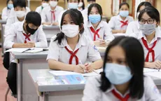 Thủ tướng yêu cầu xem xét mở cửa trường học trở lại