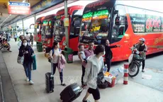 TP Hồ Chí Minh: Bến xe đông khách như mọi năm