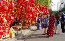 Rực rỡ phố đèn lồng ở Nha Trang dịp Tết Nguyên đán