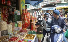 Chợ truyền thống TP Hồ Chí Minh nhộn nhịp ngày giáp Tết