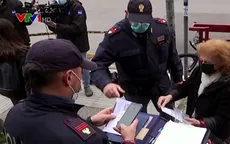 Italy cân nhắc buộc người lao động phải có "siêu thẻ xanh"