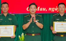 Khen thưởng đột xuất cán bộ BĐBP có thành tích xuất sắc trong chống buôn lậu