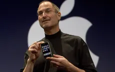Chiếc iPhone đầu tiên được bán với giá gần 40.000 USD