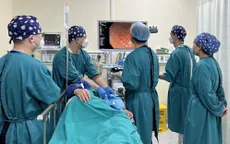 Điều trị triệt căn ung thư dạ dày bằng nội soi