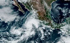 Bão Orlene mạnh lên thành bão cấp 3 khi di chuyển về phía Tây Mexico