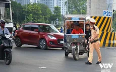 Tràn lan xe 3 bánh hoạt động trái phép