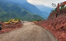 Đã khắc phục sạt lở, thông tuyến quốc lộ "độc đạo" lên cửa khẩu La Lay, Quảng Trị
