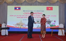 Giao lưu đoàn cựu 100 lưu học sinh Lào về thăm Việt Nam