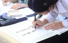 Danh ngôn Chủ tịch Hồ Chí Minh trên thư pháp Hàn Quốc