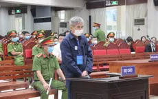 Vụ buôn lậu xăng dầu ở Đồng Nai: Đối tượng cầm đầu bật khóc tại tòa vì kéo con trai vào vòng lao lý