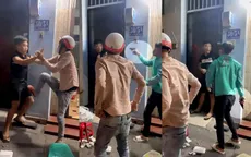 TP Hồ Chí Minh: Đi ăn tối cùng vợ, người đàn ông bị 2 thanh niên dọa bắn