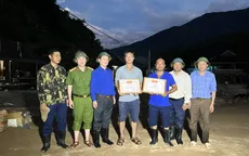 Chủ tịch nước gửi Thư khen những tấm gương dũng cảm cứu người giữa dòng nước lũ