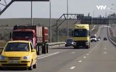 Khôi phục giao thông trên cầu Crimea sau vụ nổ
