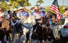 Cử tri bang Arizona của Mỹ cưỡi ngựa đi bầu cử
