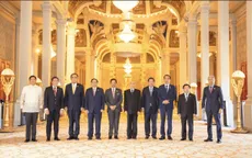 Lãnh đạo các nước ASEAN tiếp kiến Quốc vương Campuchia