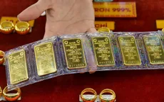 Giá vàng trong nước ngược chiều thế giới