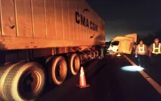 2 ô tô va chạm, cao tốc TP Hồ Chí Minh - Trung Lương kẹt xe nhiều giờ