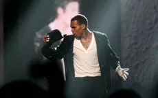 Chris Brown bị khán giả la ó khi giành cup của AMAs 2022