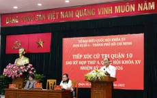 Chủ tịch nước Nguyễn Xuân Phúc tiếp xúc cử tri Thành phố Hồ Chí Minh