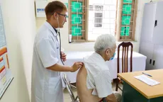 Nguy cơ viêm phổi trở nặng ở người cao tuổi trong thời tiết giao mùa