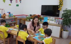 Người mẹ của những "vầng trăng khuyết"