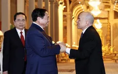 Thủ tướng Phạm Minh Chính đến chào Quốc vương Campuchia Norodom Sihamoni