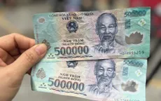 Tạm giữ hai đối tượng dùng tiền giả