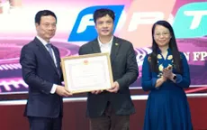 Bộ TT-TT trao bằng khen cho doanh nghiệp kinh doanh quốc tế xuất sắc