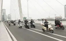 Phan Hiển đón Khánh Thi về dinh bằng dàn mô tô và vespa cực ngầu
