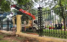 Hà Nội: Bắt đầu hạ thấp hàng rào Công viên Thống Nhất