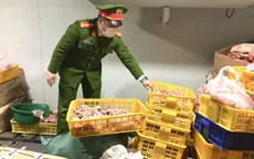 Tích trữ hơn 700kg thịt lợn nhiễm dịch tả châu Phi để bán
