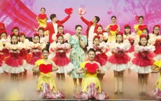 Hình ảnh ấm áp từ Gala kỷ niệm 14 năm Trái tim cho em