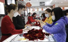 Giá vàng quay đầu giảm gần nửa triệu đồng/lượng