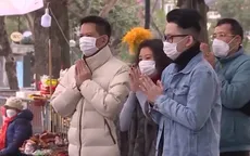 Người dân Thủ đô vái vọng tại đền, chùa ngày đầu năm