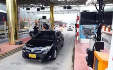 Thủ tướng yêu cầu đẩy nhanh tiến độ dán thẻ định danh ô tô để thu phí điện tử không dừng