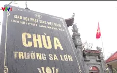 Đi lễ chùa trên đảo Trường Sa