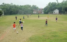 Bé trai 5 tuổi bất ngờ tử vong khi đang chơi ở sân bóng
