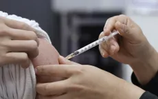 Bộ Y tế ra văn bản hỏa tốc gửi 9 bộ về tăng cường tiêm vaccine COVID-19