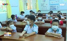 Nhiều địa phương ở miền Tây cho trẻ học trực tuyến