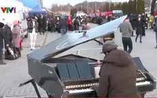 Âm nhạc hỗ trợ tinh thần người dân sơ tán khỏi Ukraine