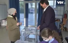 Tỷ lệ ủng hộ ông Macron chỉ nhỉnh hơn đôi chút so với đối thủ Marine Le Pen